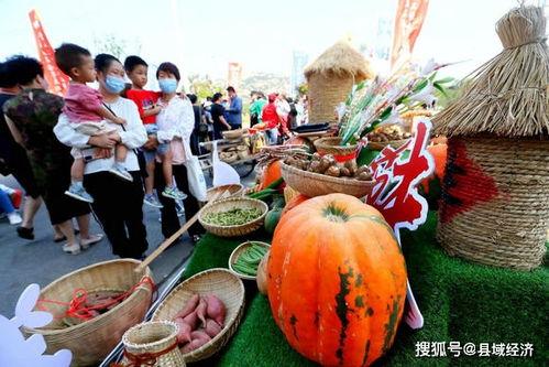 即墨鳌山卫吃瓜,夏日吃瓜盛宴，感受海滨风情