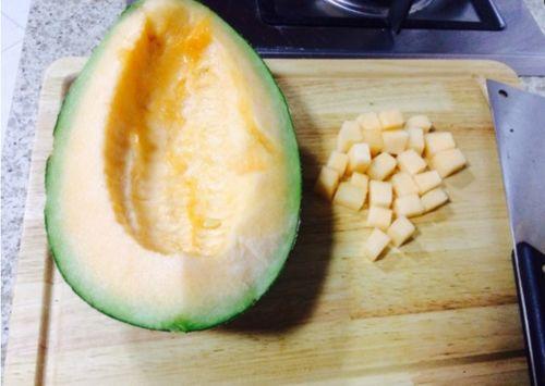 哈密瓜吃不吃种